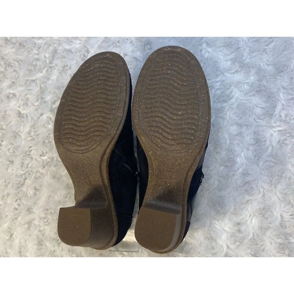 Clarks Booties Heels Black Suede Shoes Zip Women’s Size 7.5 M Block Heels